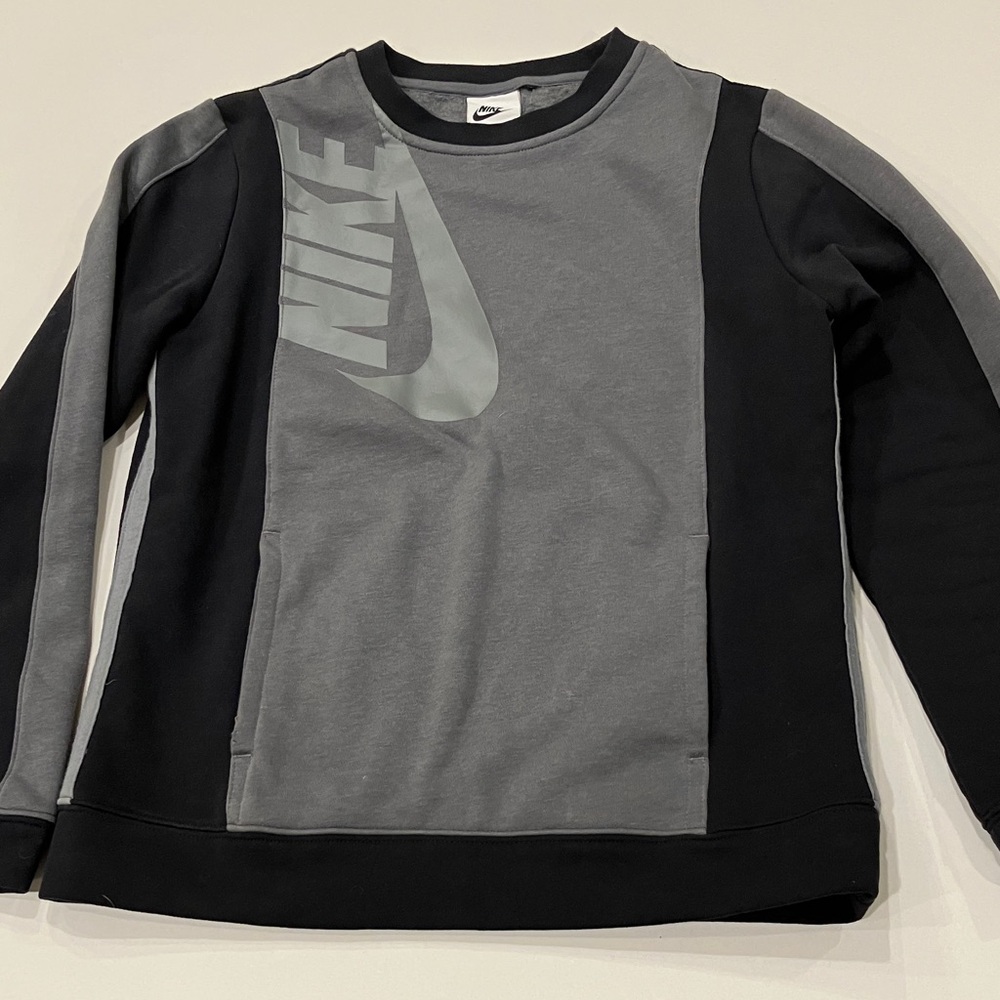 Nike Kids' Black and Gray Sweatshirt